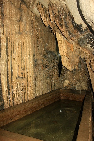 caverne de trung trang ile de cat ba vestige 